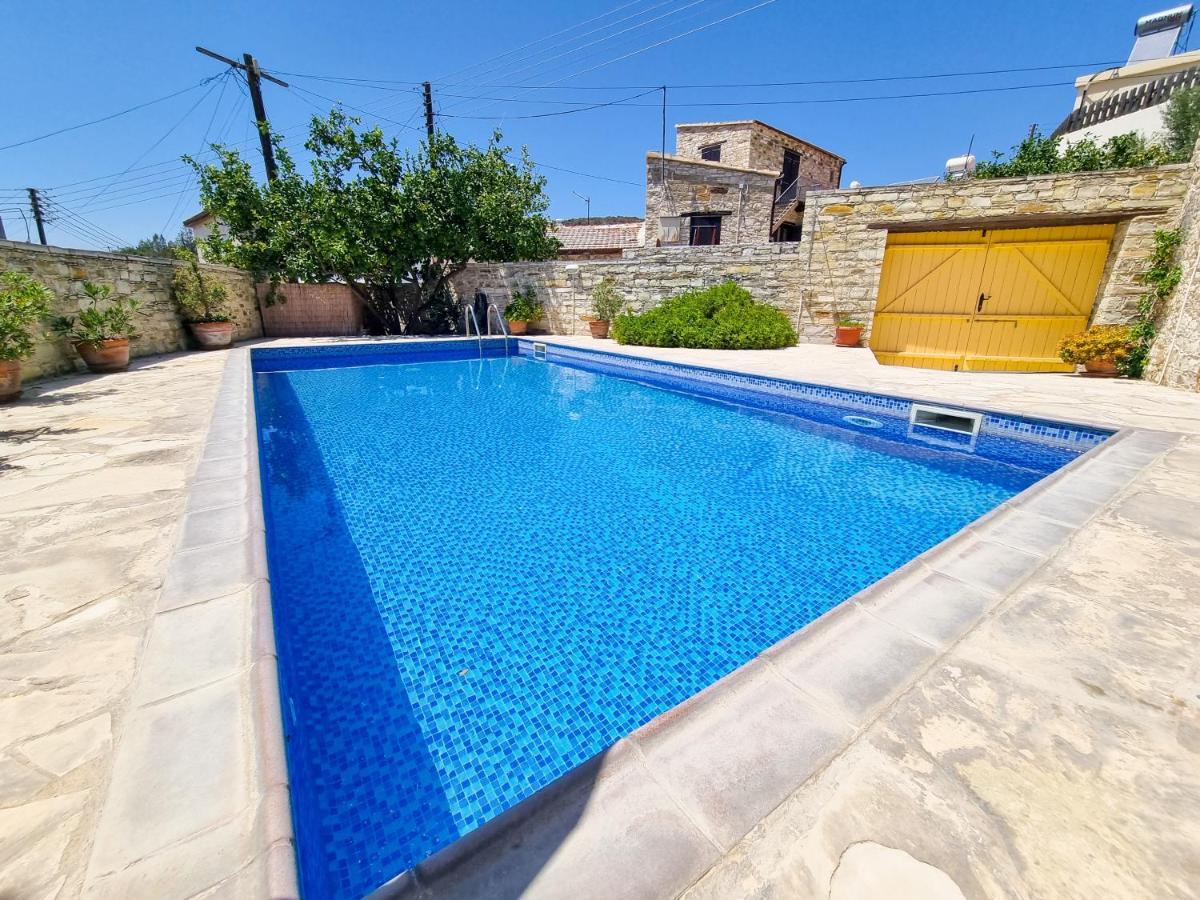 Skarinou'S Landhouse Poolside Heaven Apartment Εξωτερικό φωτογραφία